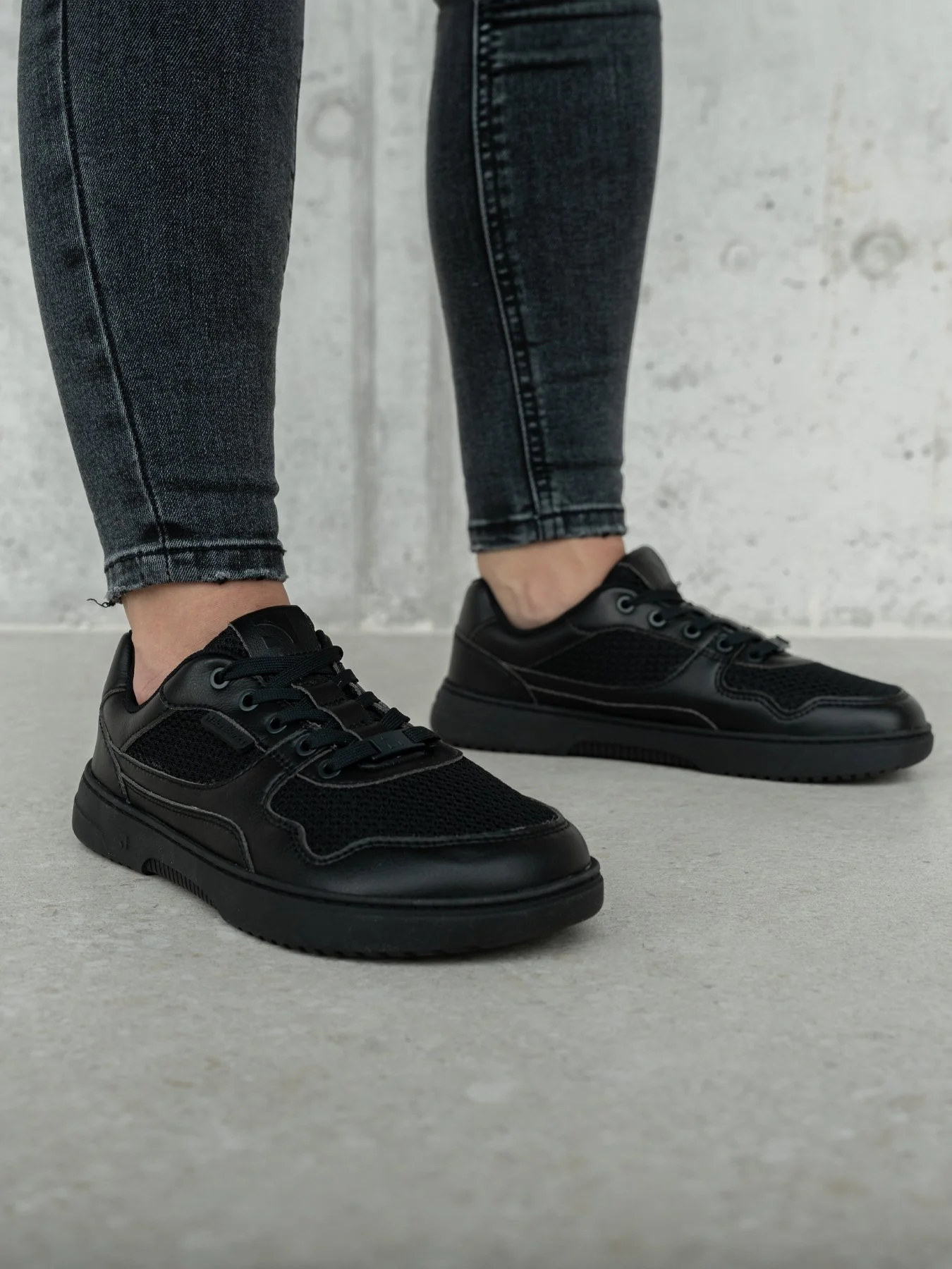 Barebarics Zing Fresh All Black CLEARANCE - Image 5
