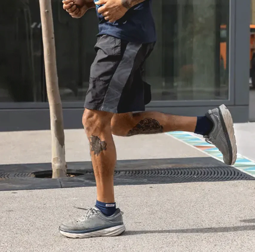 Injinji Run Original Weight Unisex Mini-Crew - Navy - Image 3